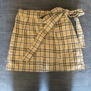 Zara Tan and Black Wrap Mini Skirt with Tie Front